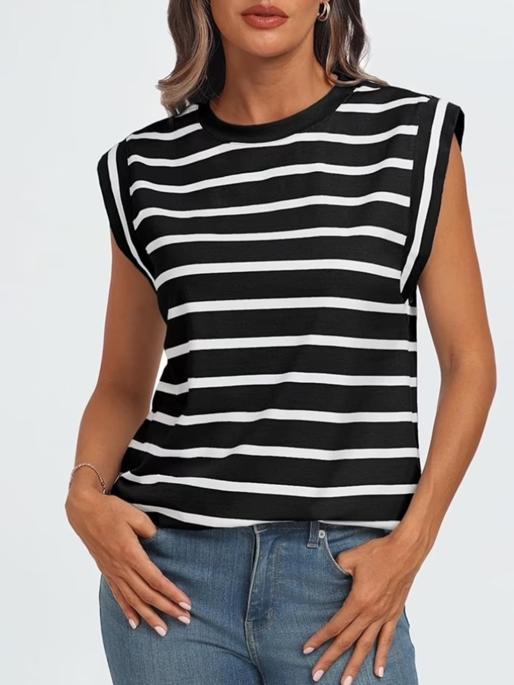 Striped Sleeveless Crewneck Tank Top in Black & White